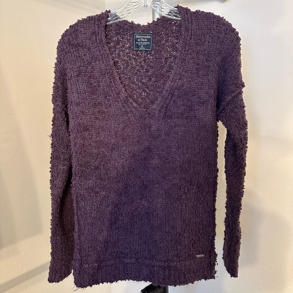 Abercrombie and Fitch Purple Shag Baggy V-Neck Sweater - XS